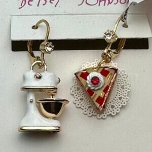Betsey Johnson Babycakes Bracelet and Earrings Set
